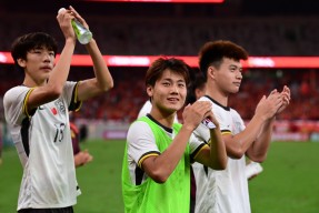 bob体育官方-包含亚洲足球赛事蓬勃发展，吸引全球关注的词条