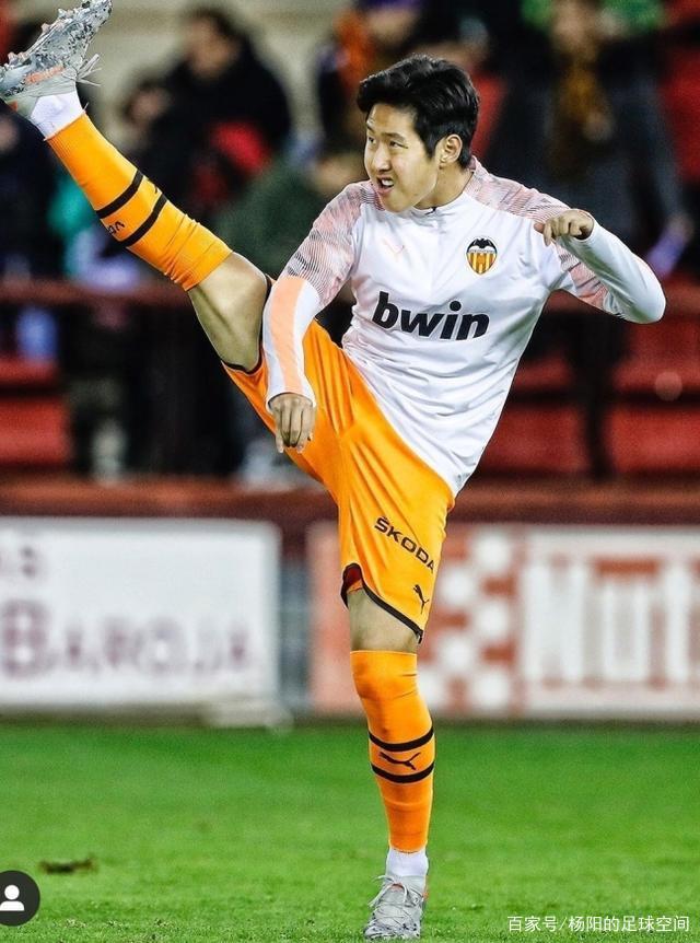 bob体育官网-莫尔迪亚尔完成绝杀，带领朗斯取胜的简单介绍  第1张