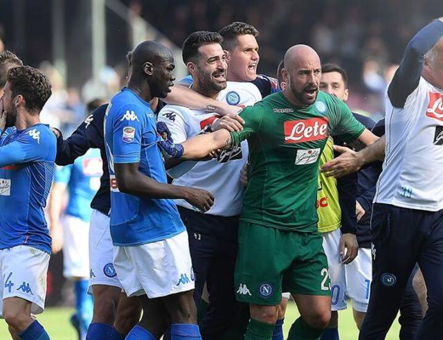 bob体育-博洛尼亚惨遭维罗纳击败，连败局面难以挽回(博洛尼亚 维罗纳)  第1张