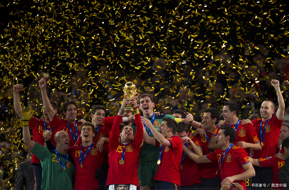 bob体育官方入口-巴塞罗那力克对手，欧冠决赛惊心动魄(巴塞罗那对利物浦欧冠)  第2张