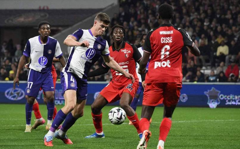 bob体育官方入口-沃特福德主场告负，保级形势堪忧的简单介绍  第2张