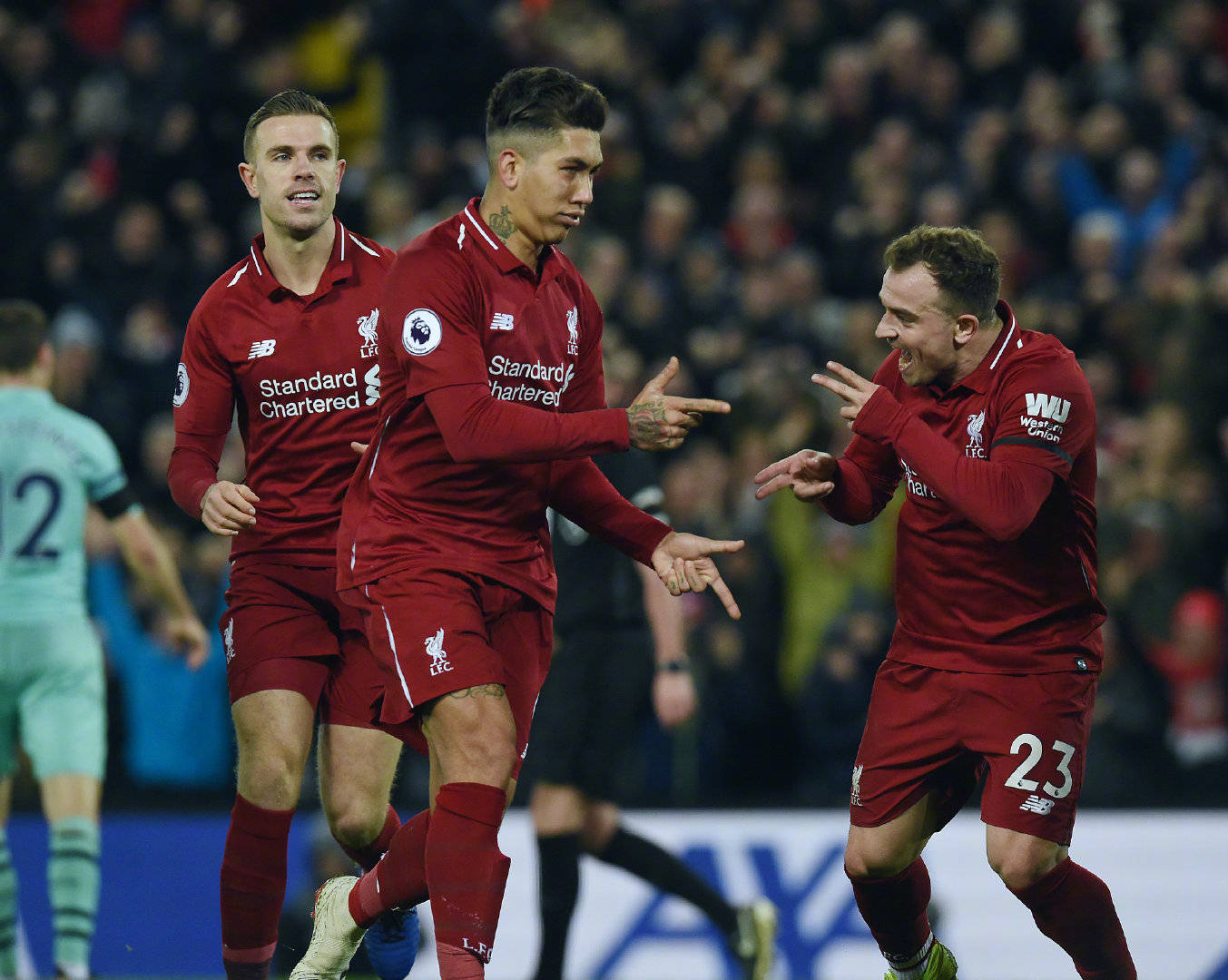 bob体育官方-莱茵奥克芬族取得宝贵三分，继续领跑积分榜的简单介绍  第1张