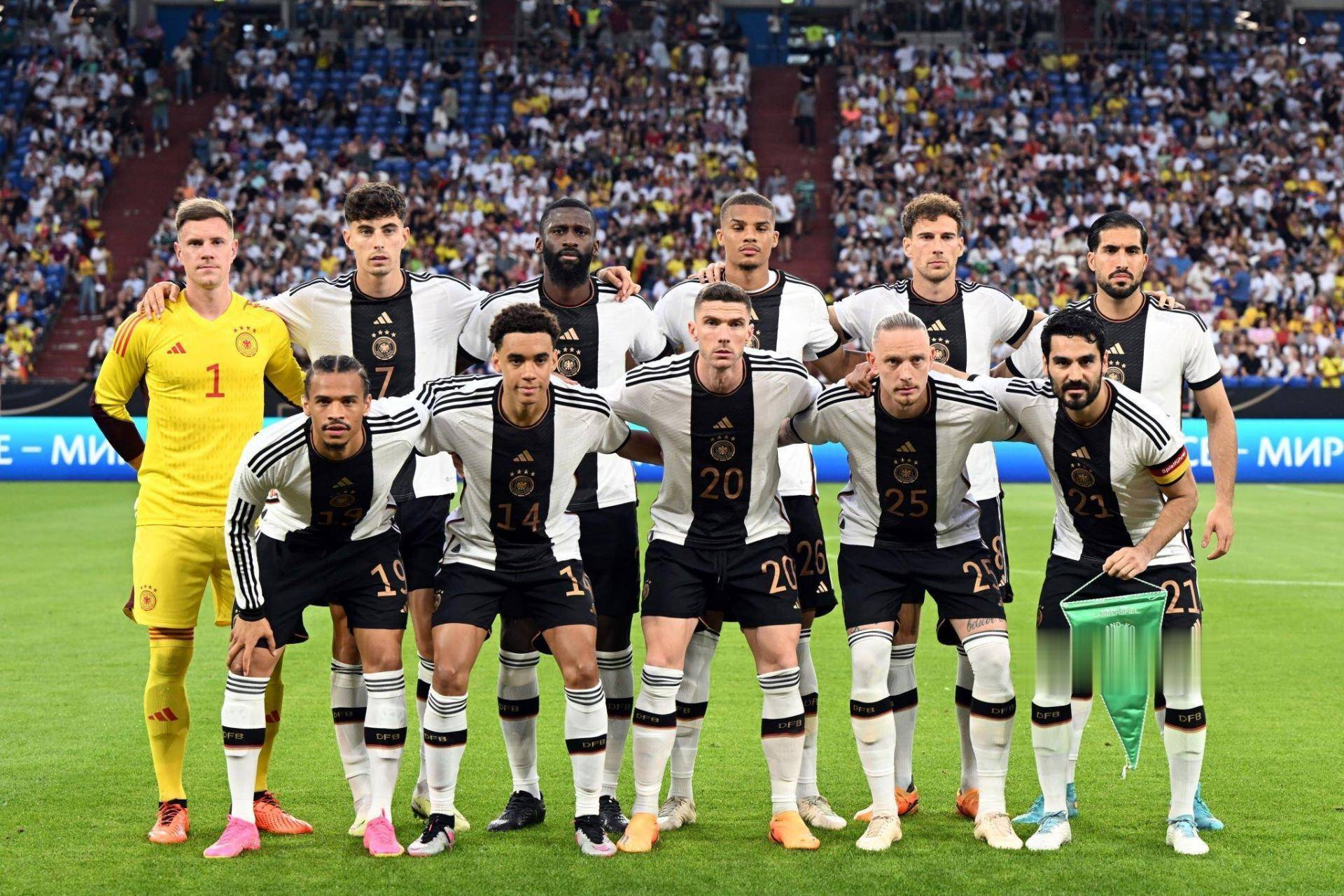 bob体育官方入口-卢森堡队战术失误招致失利，形势严峻  第2张